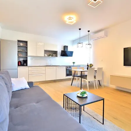 Apartment Maia Split Exterior photo